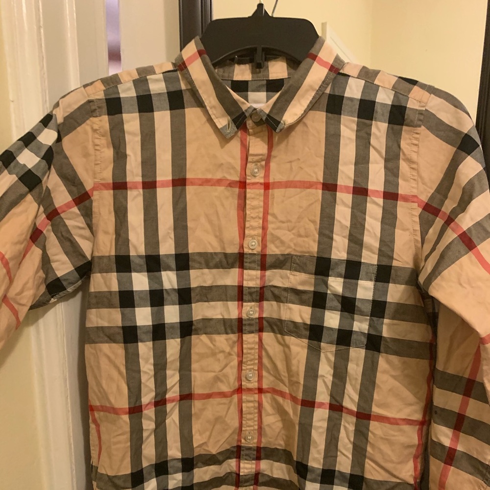 Burberry Button down